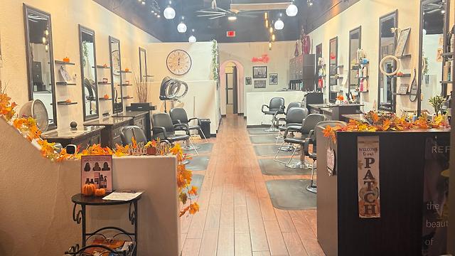 Hairstylist/anyone in the beauty industry