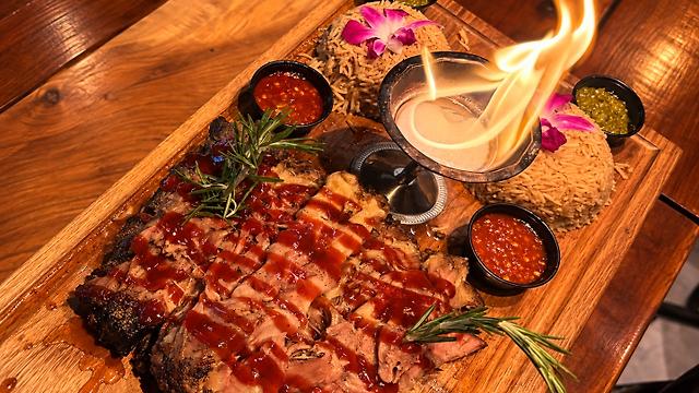 Food Server