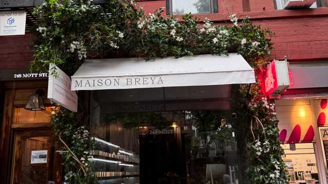 Sales Associate – Perfume Boutique (NYC)