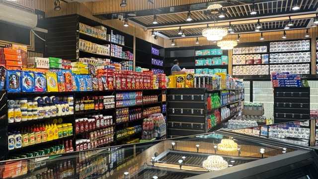 Deli Staff
