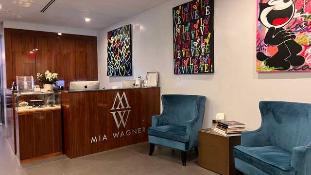 Front Desk Receptionist hair salon